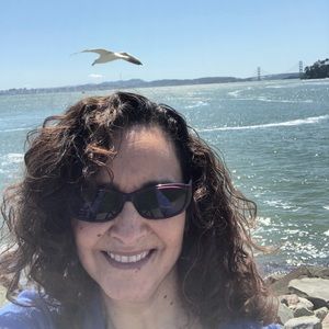 Meet your Posher, Connie